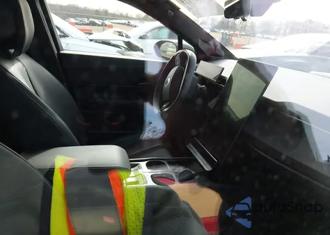 2023 Fisker Ocean One from USA, damaged, VIN VCF1ZBU22PG005669